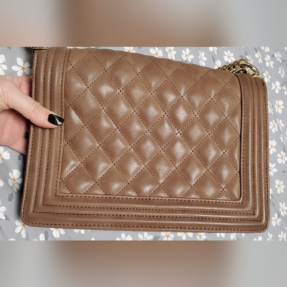 Bebe Quilted Shoulder/Crossbody Bag - Picture 13 of 14